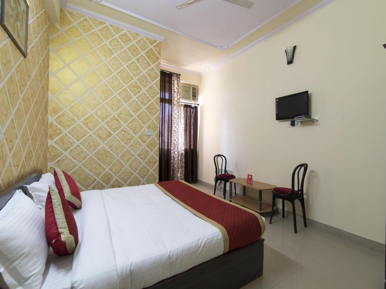 Hotel Oyo 8819 Shiv Aangan 3*