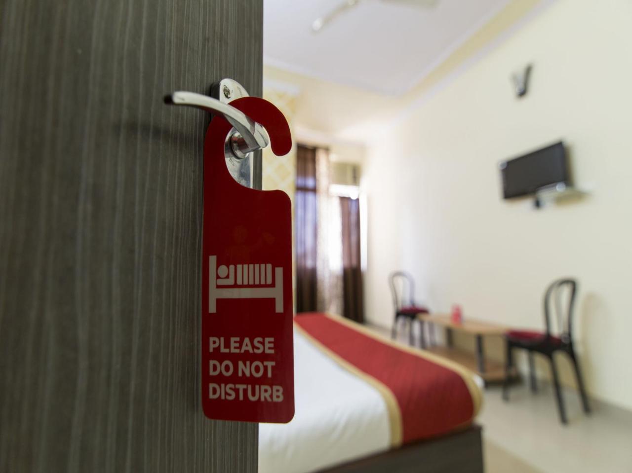 Oyo 8819 Shiv Aangan Hotel