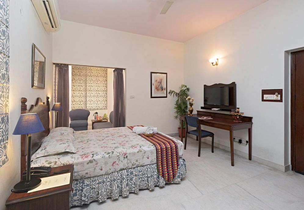 Hostel Eltravo -