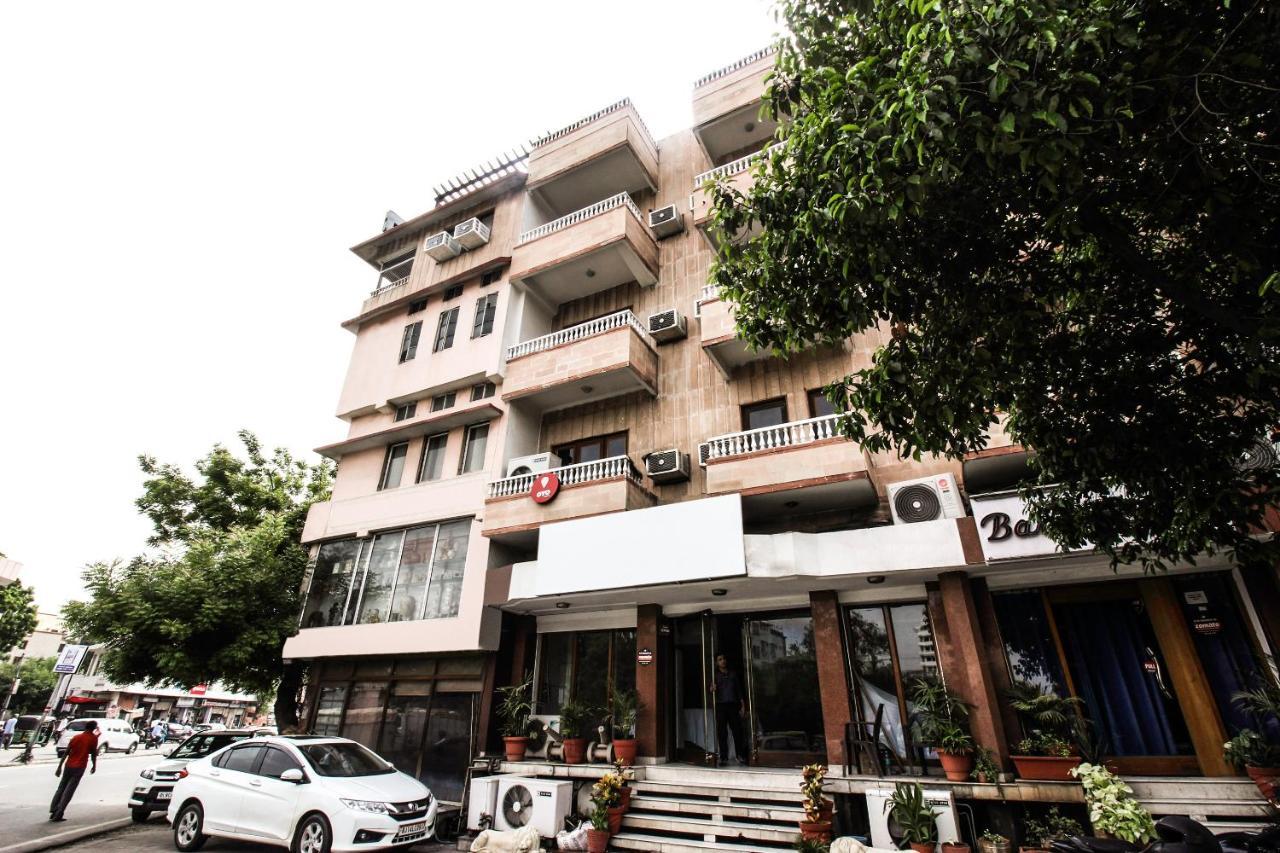 Ashish Hotel