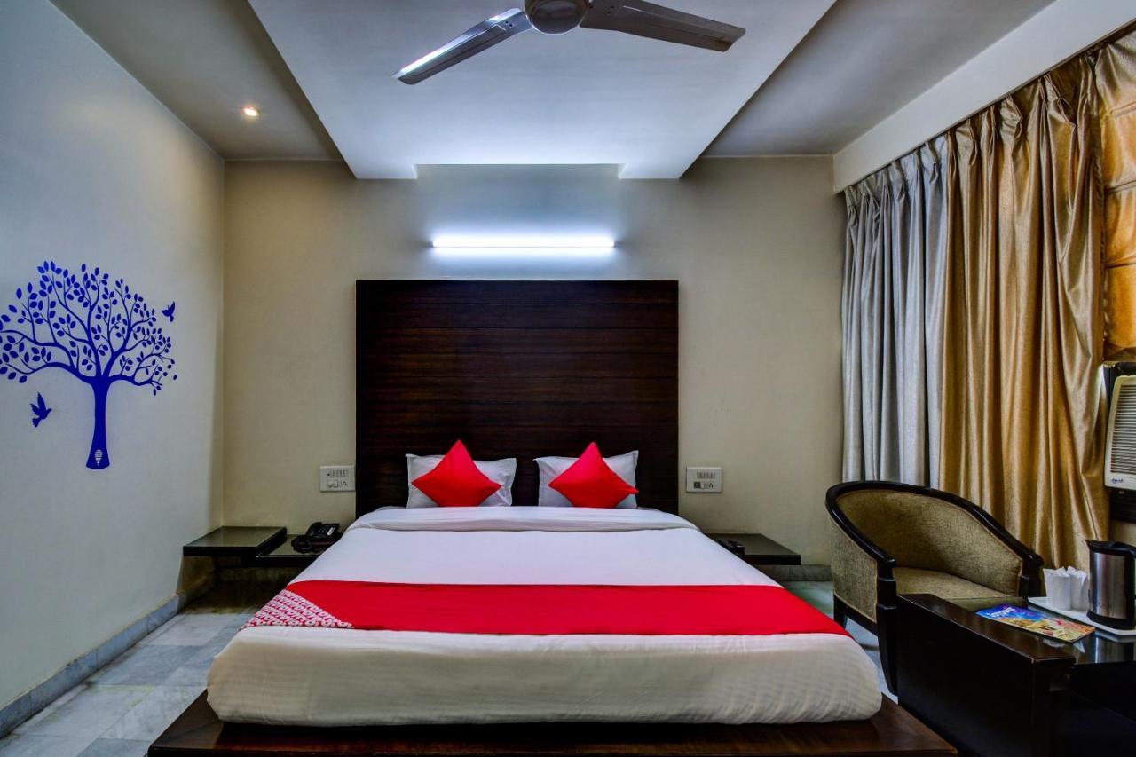 Hotel Ashish