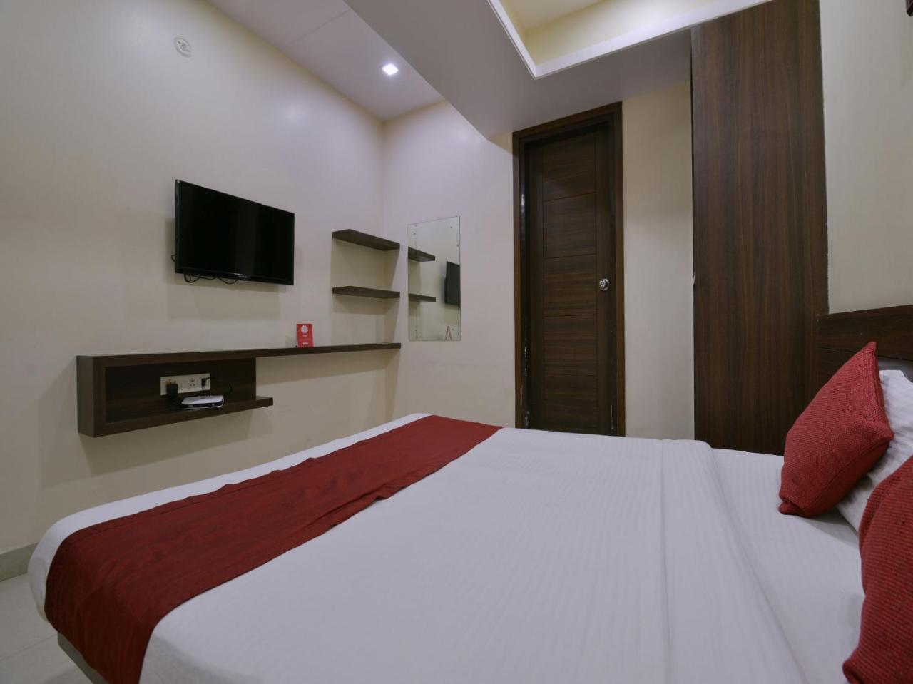 Oyo 6805 Near Collectorate Circle Hotel Jaipur