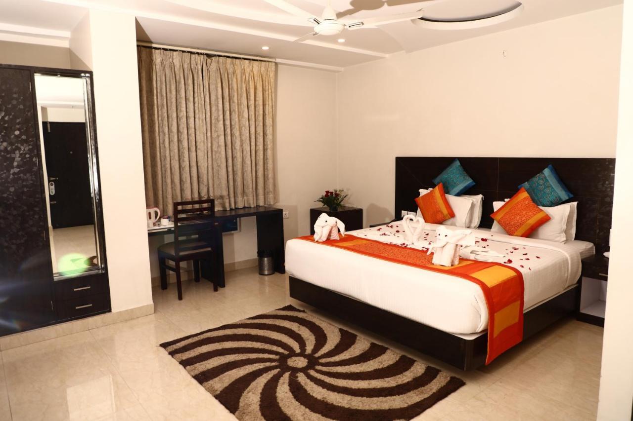 Om Palace Ajmer Road Hotel 3*