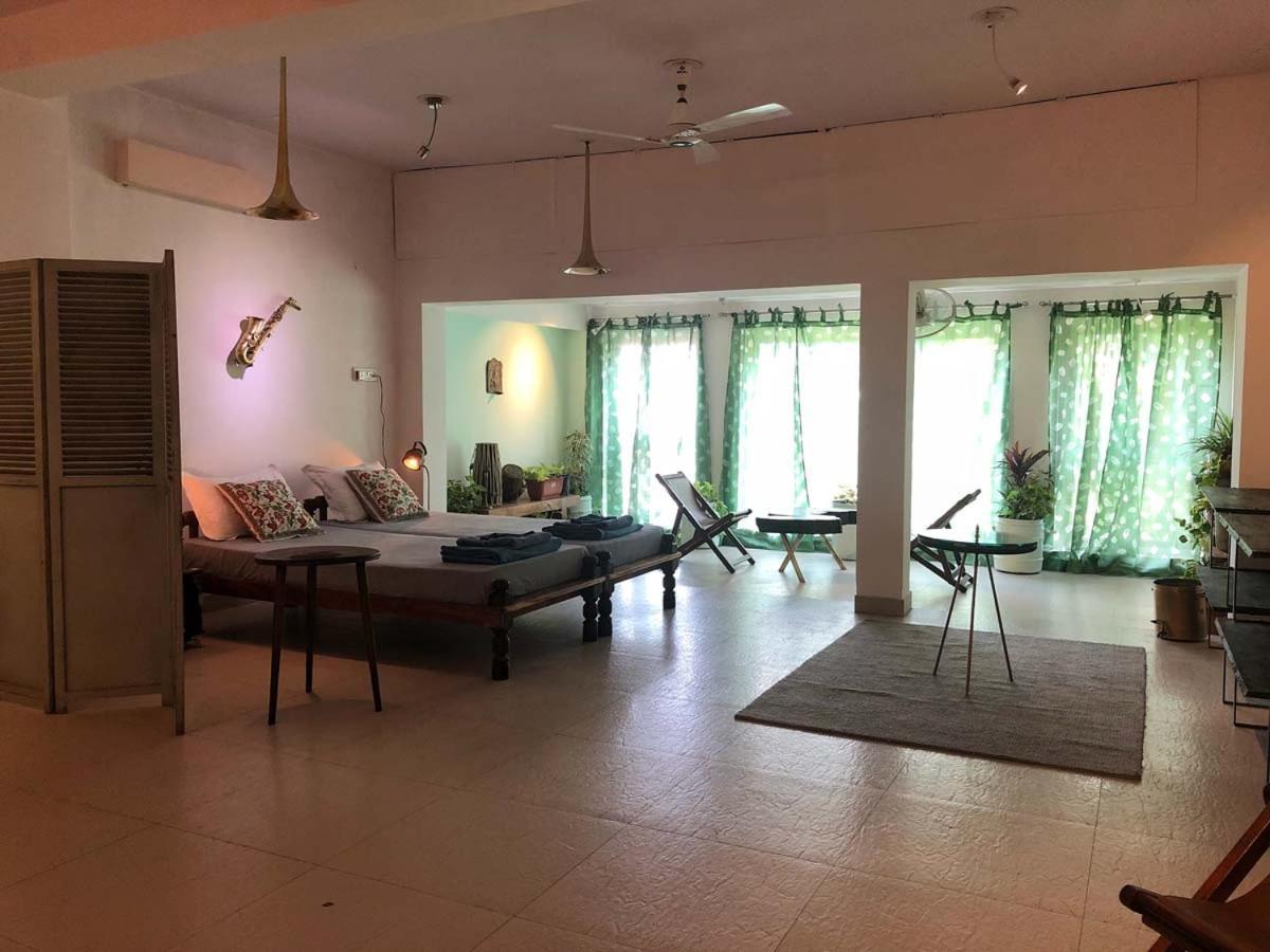 Artistic Sthan Apartment *