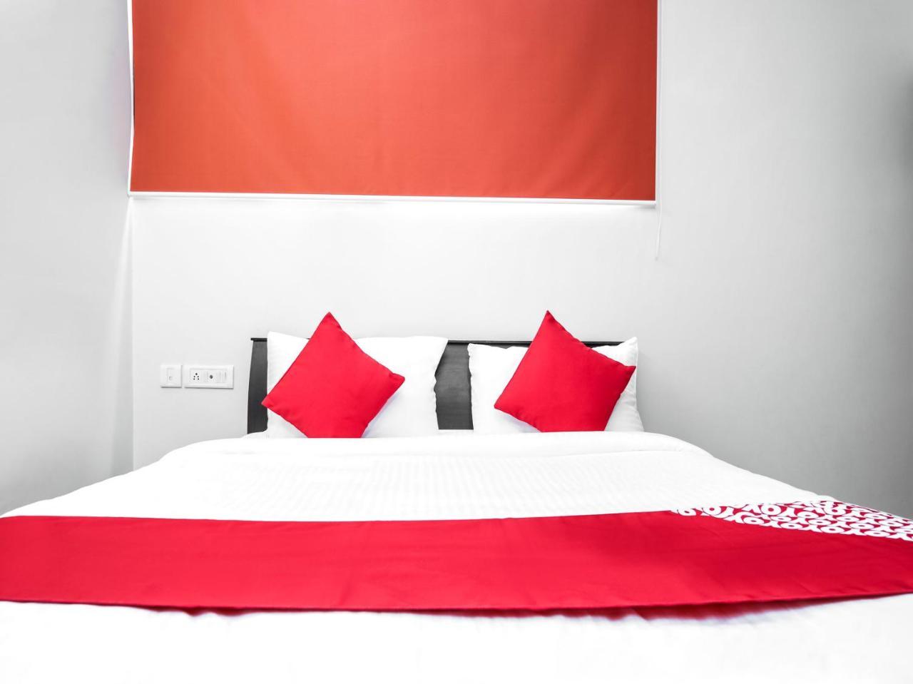 Hotel Oyo 15154 Rock On