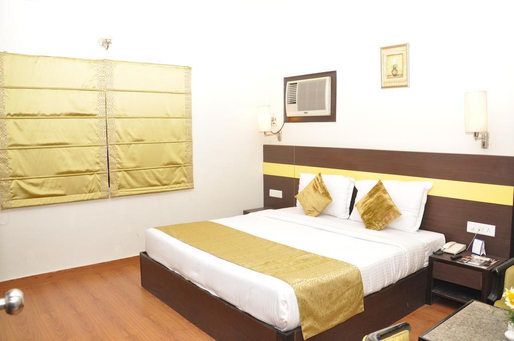 Hotel Empire Regency 3*