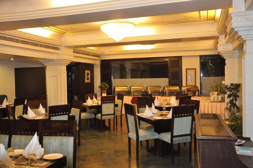 Empire Regency 3*