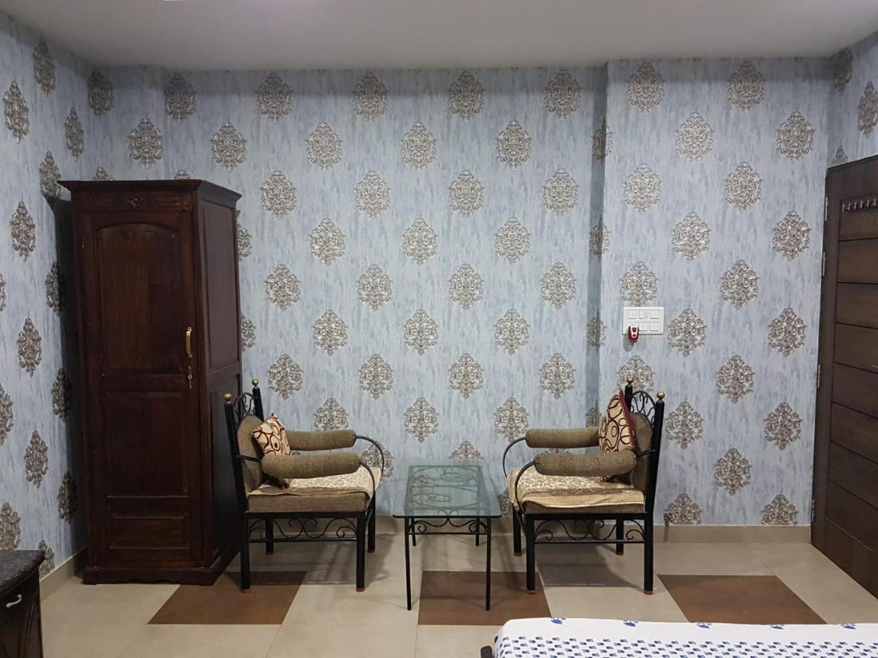 Neetu's * Jaipur