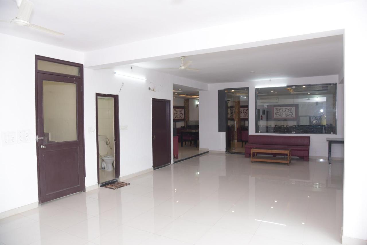 Hotel The Pearl Jaipur