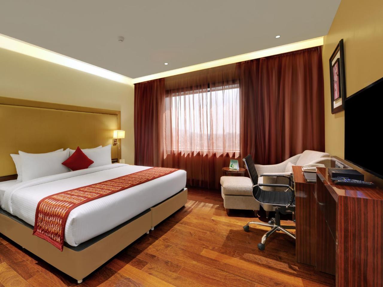 The Fern Residency, Hotel