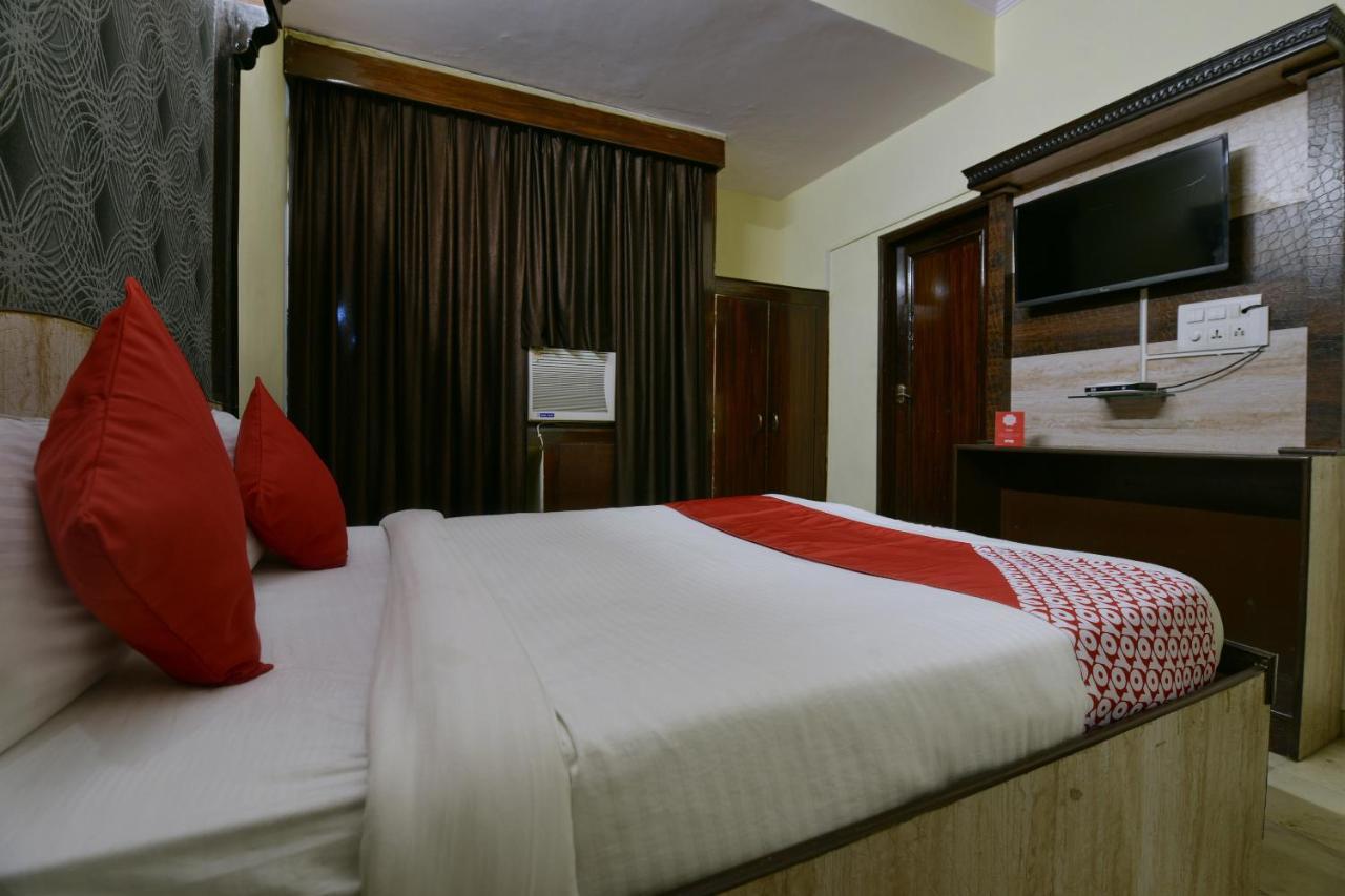 Oyo 652 Anokhi Palace Hotel