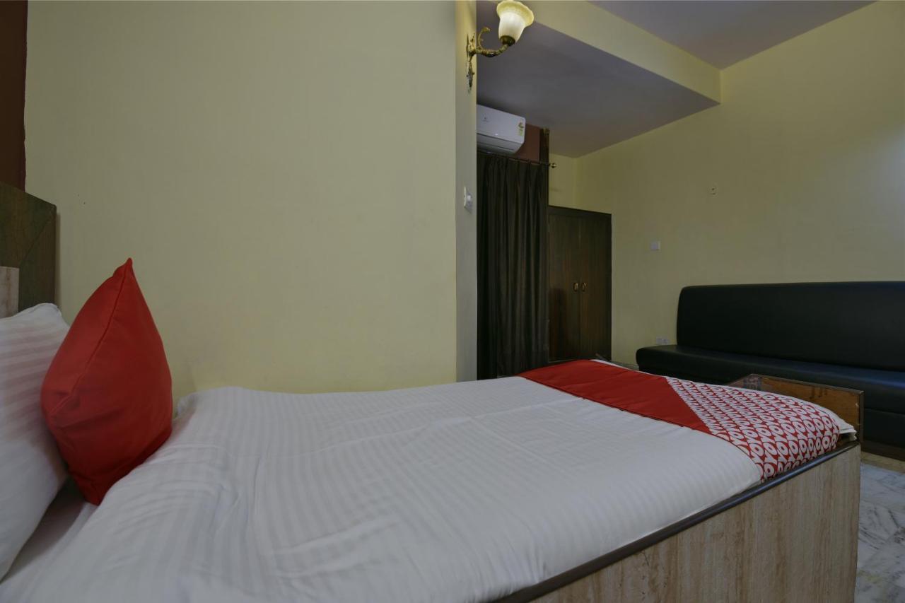 Hotel Oyo 652 Anokhi Palace