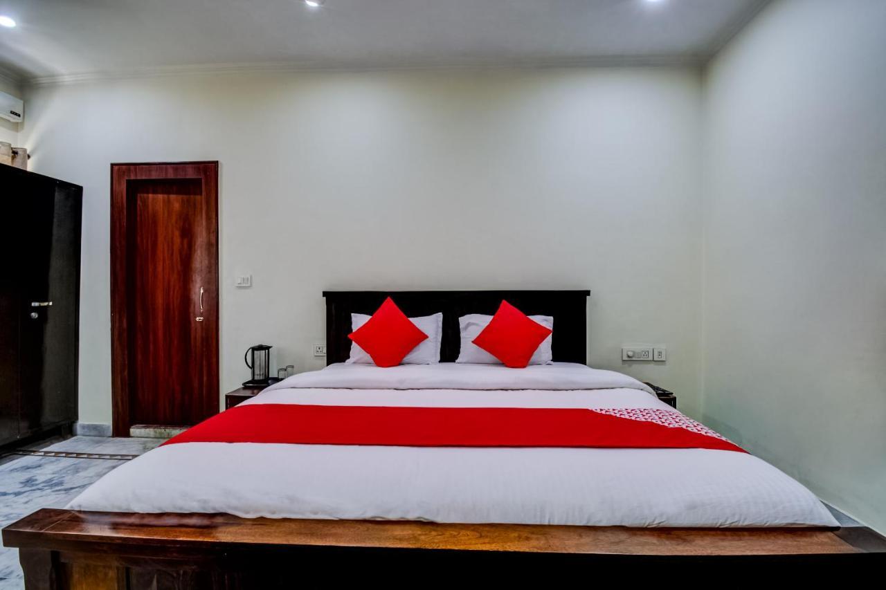 Oyo 22400 Lichana Haveli Guest house