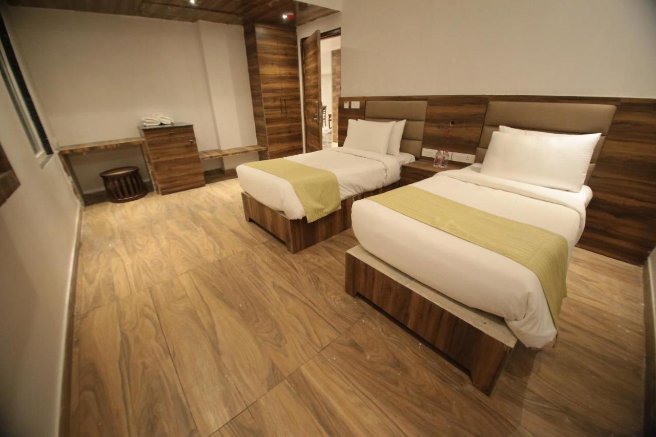 County Vaishali Nagar, Hotel 3*