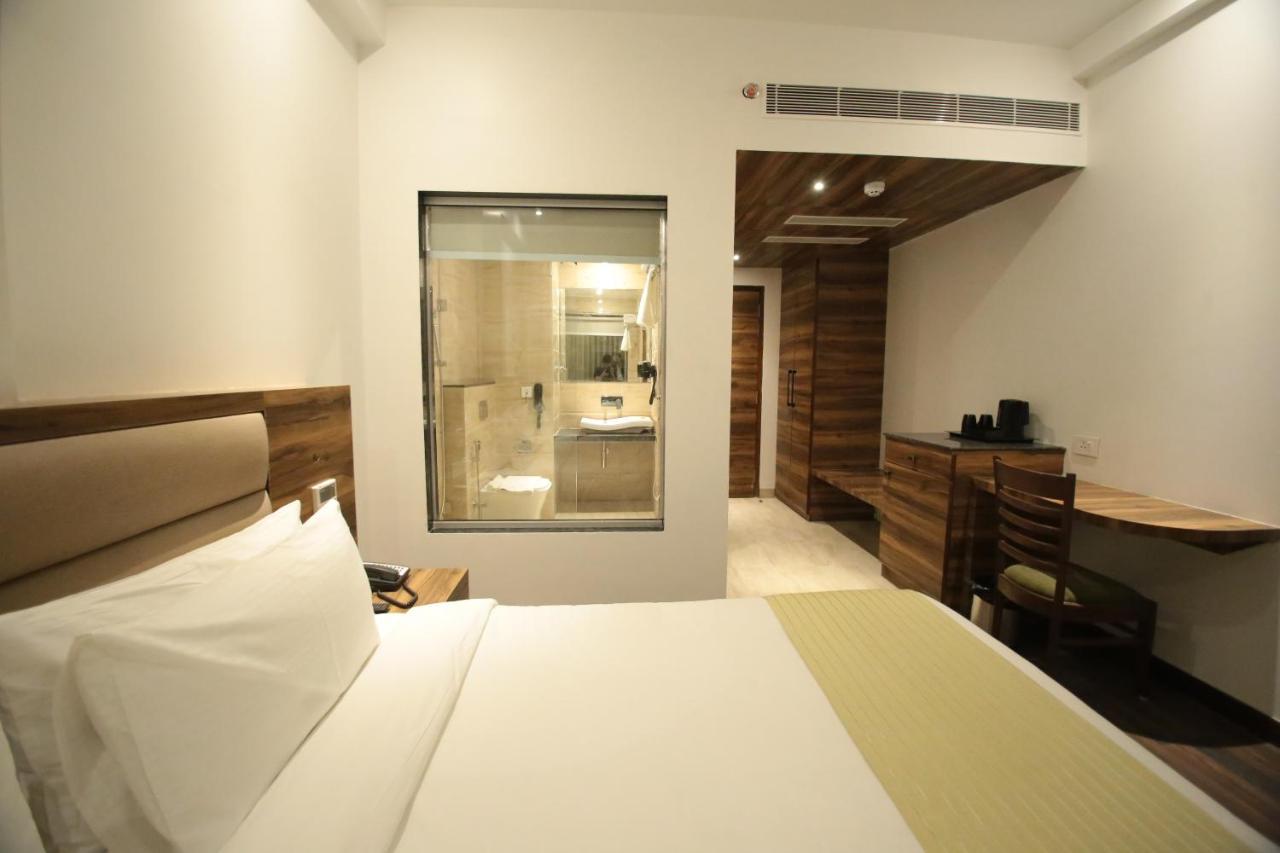 County Vaishali Nagar, Hotel Jaipur