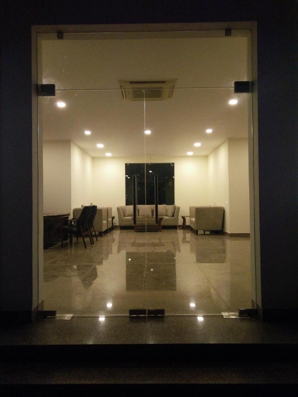 Shubham Hotel