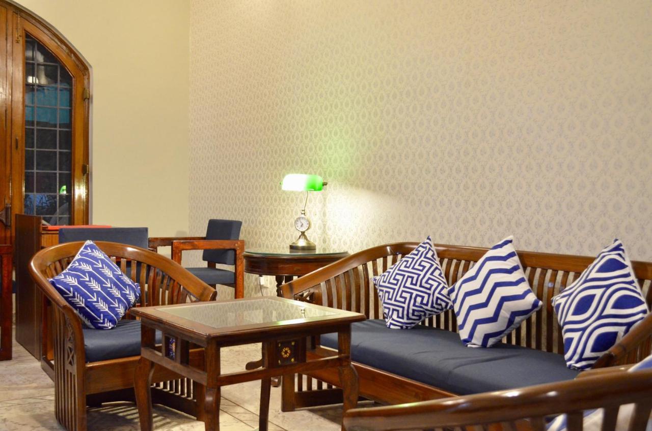 Oasis House Bed & Breakfast Jaipur