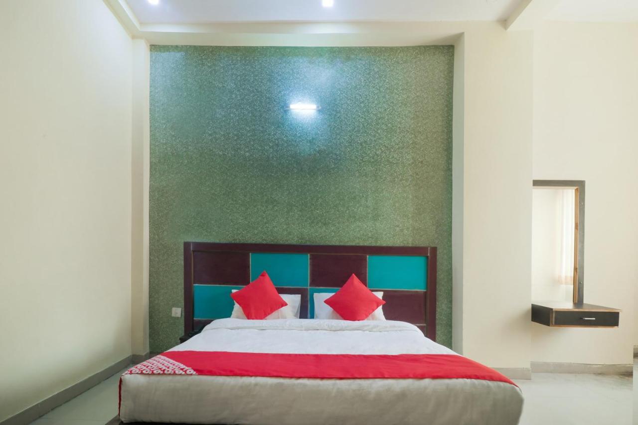 Hotel Oyo 24575 Prabhu Jaipur