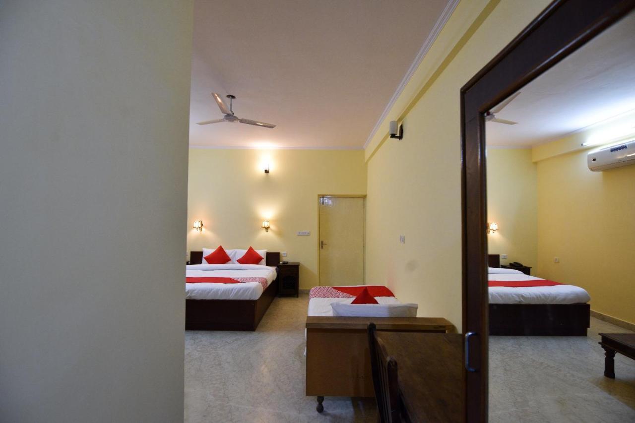 Hotel Oyo 23108 Bagga