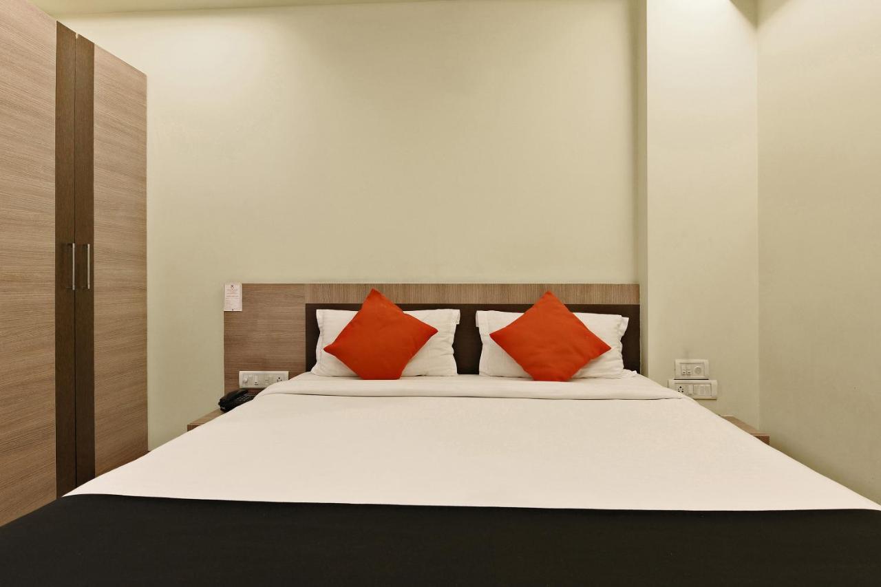 Capital O 18907 Apex Intercontinental Hotel 3*