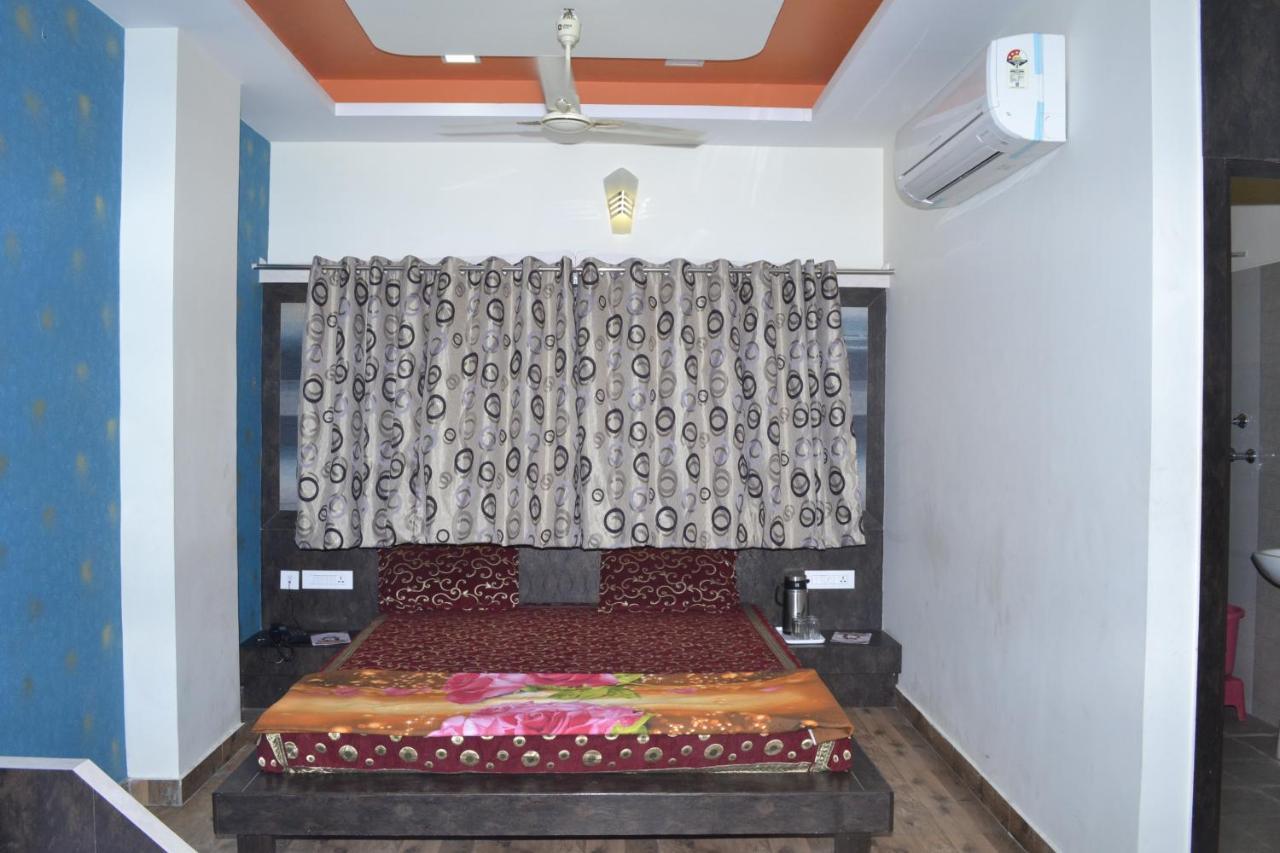 Shiv - Bus Stand Jaipur