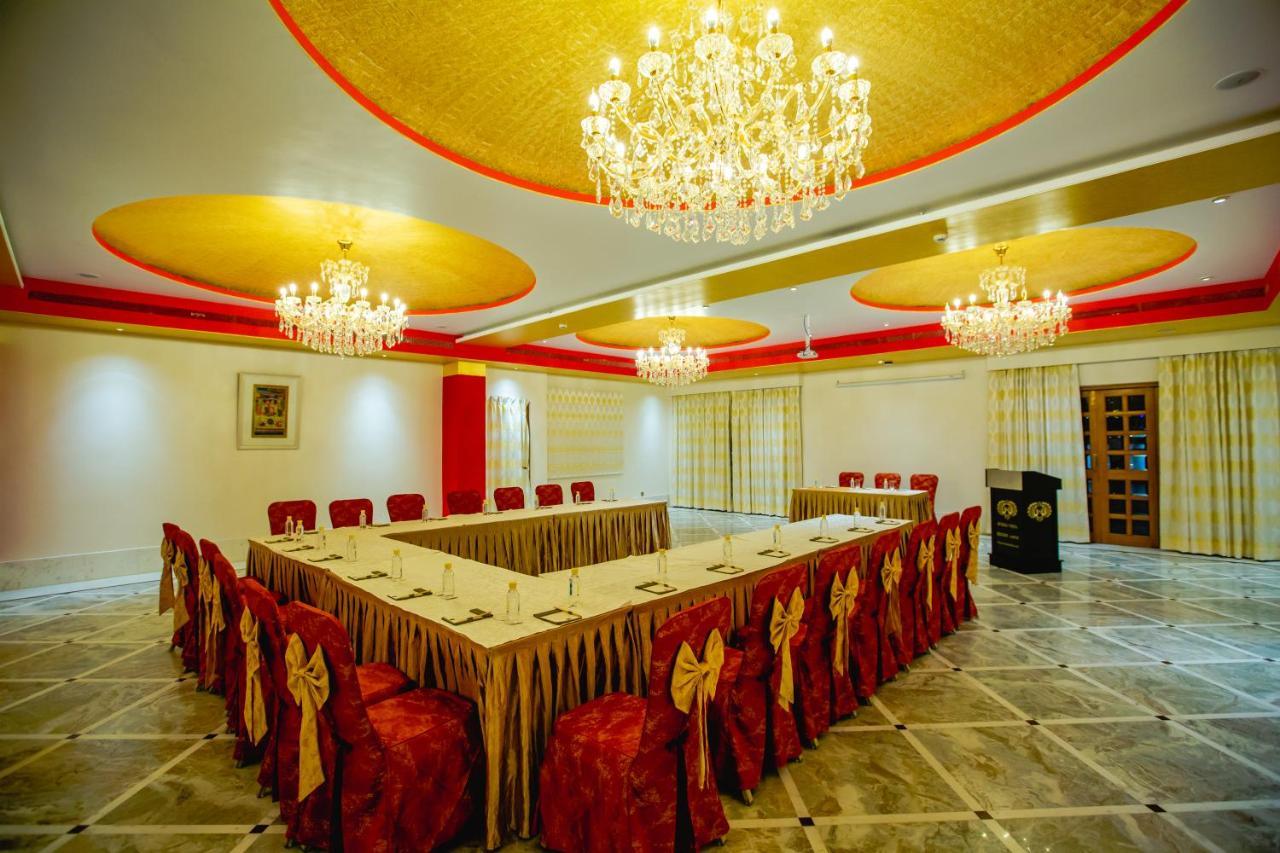 Resort Buena Vista Luxury Garden Jaipur