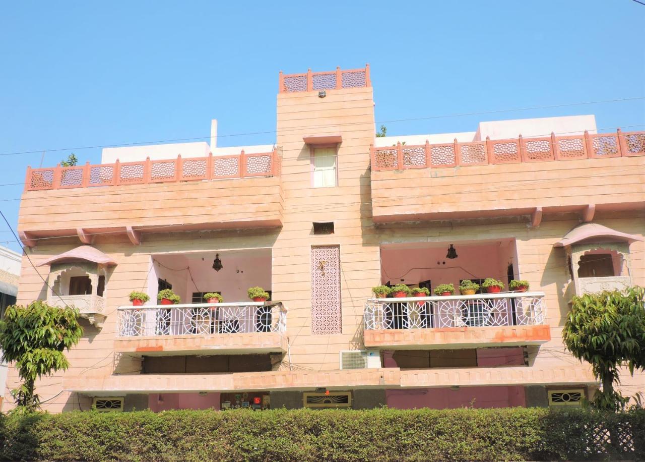 Hotel Karni Niwas Jaipur