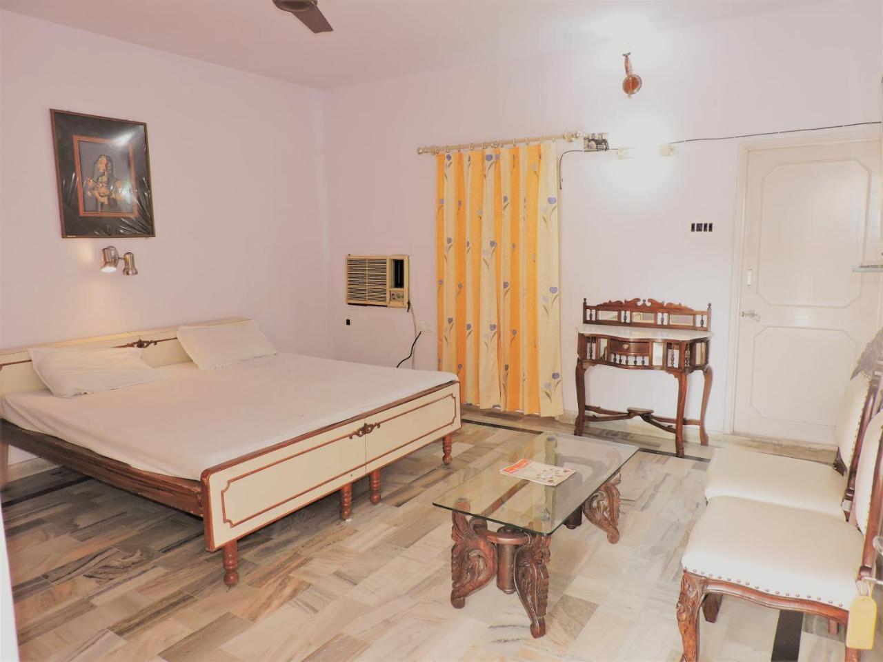 Karni Niwas 4* Jaipur