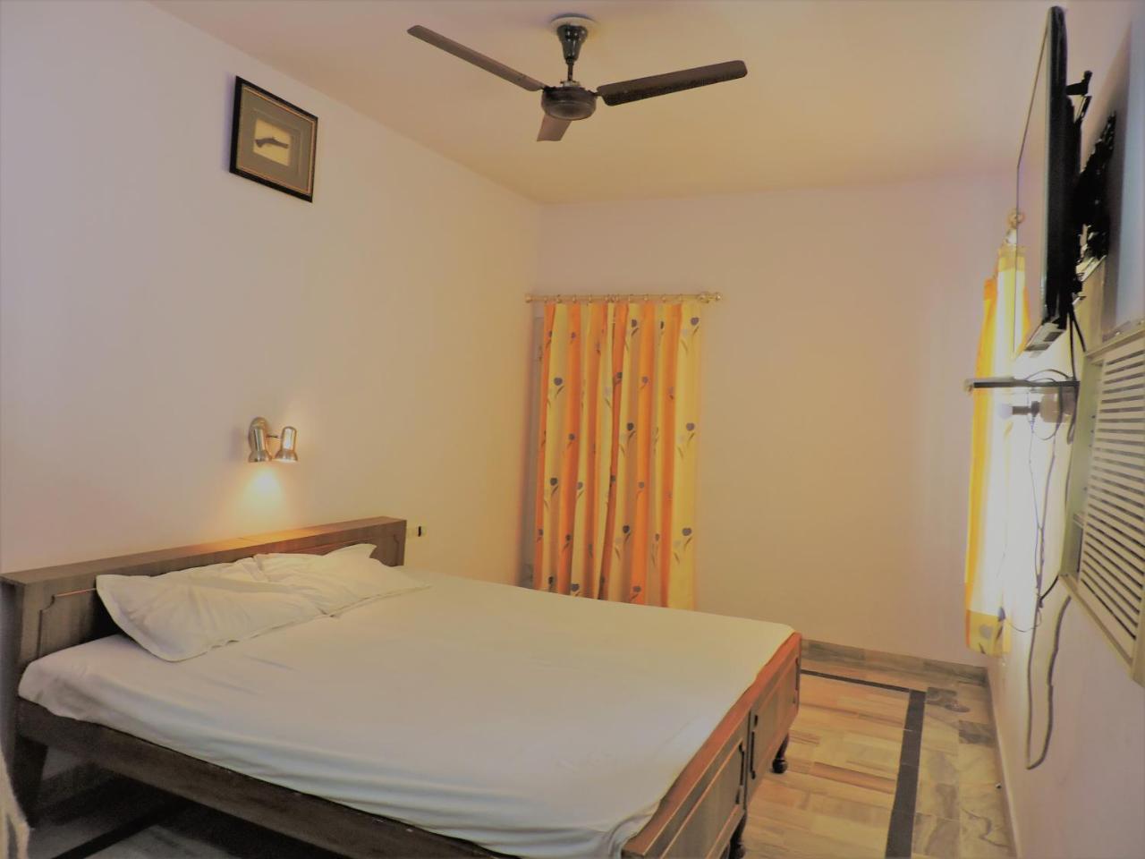 Karni Niwas 4*