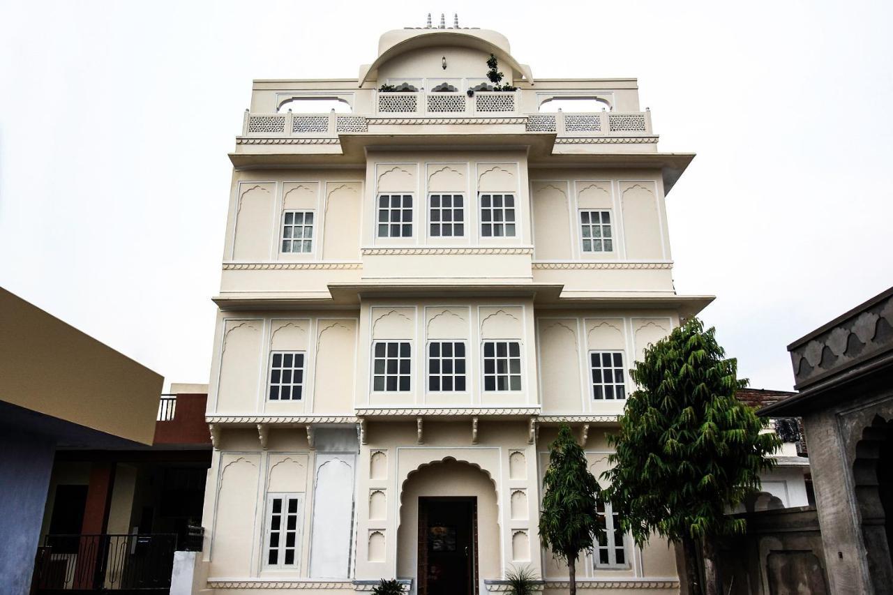 Oyo 18308 Kishanpur Haveli