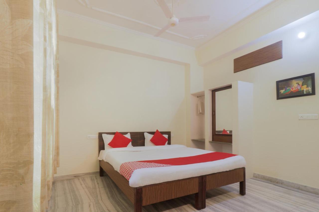 Oyo 24535 Payas Hotel 3*