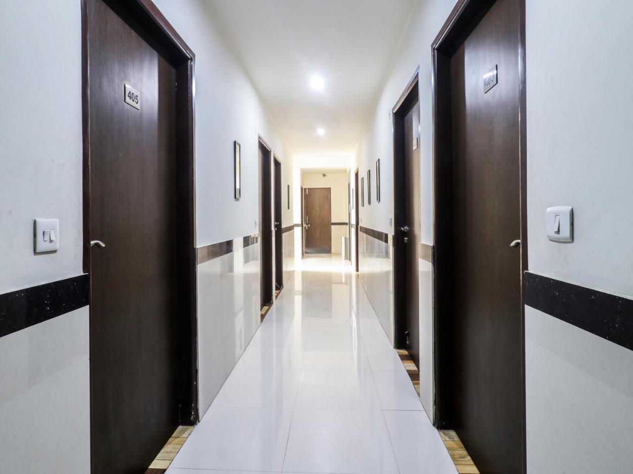 Oyo 6133 View Hotel
