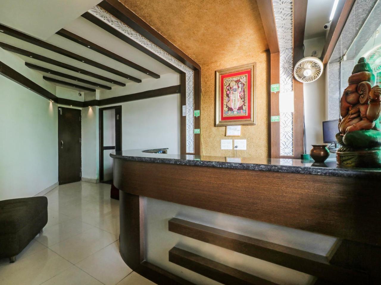 Oyo 6133 View Hotel