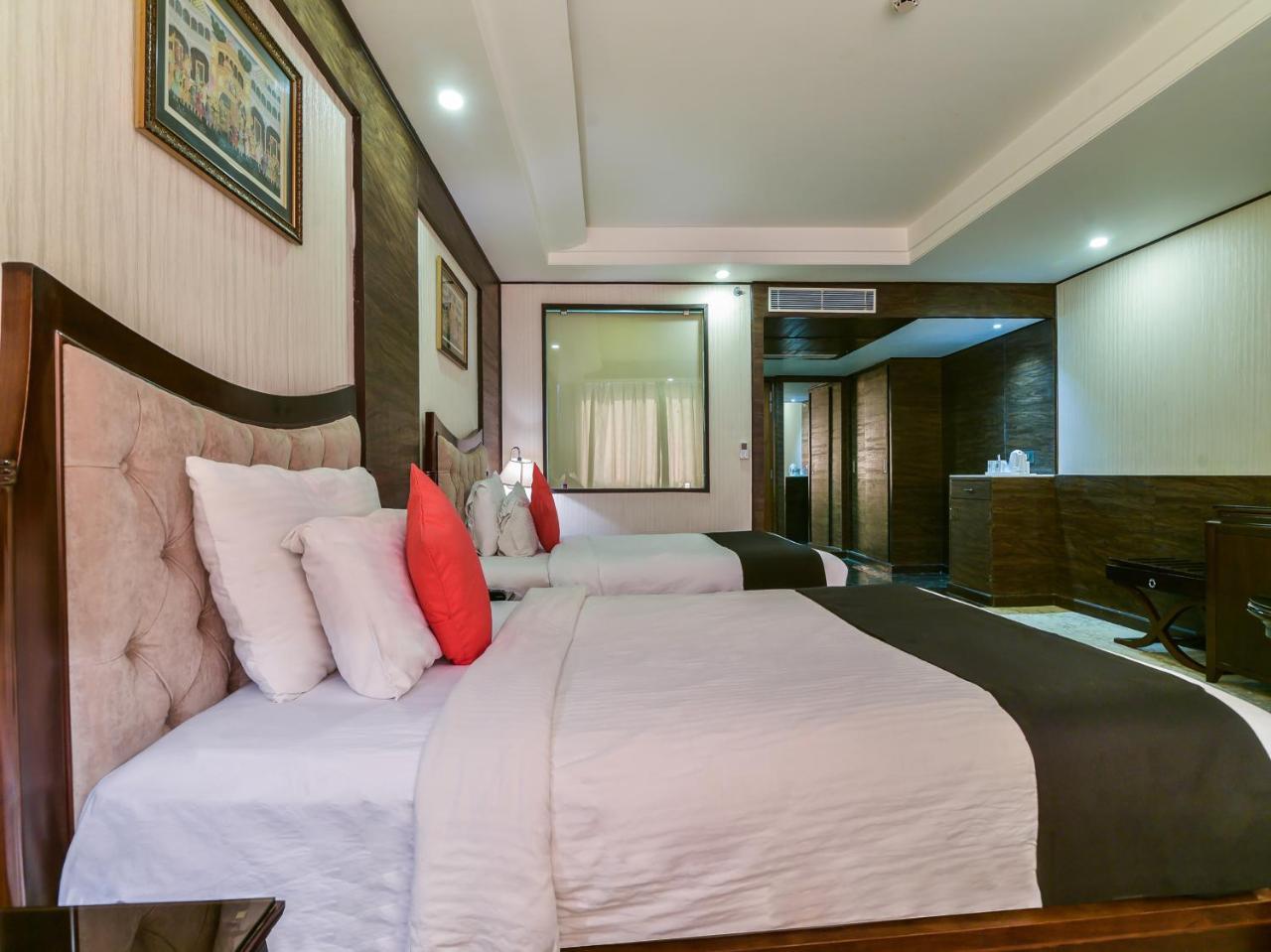 Polo And Hotel 3*