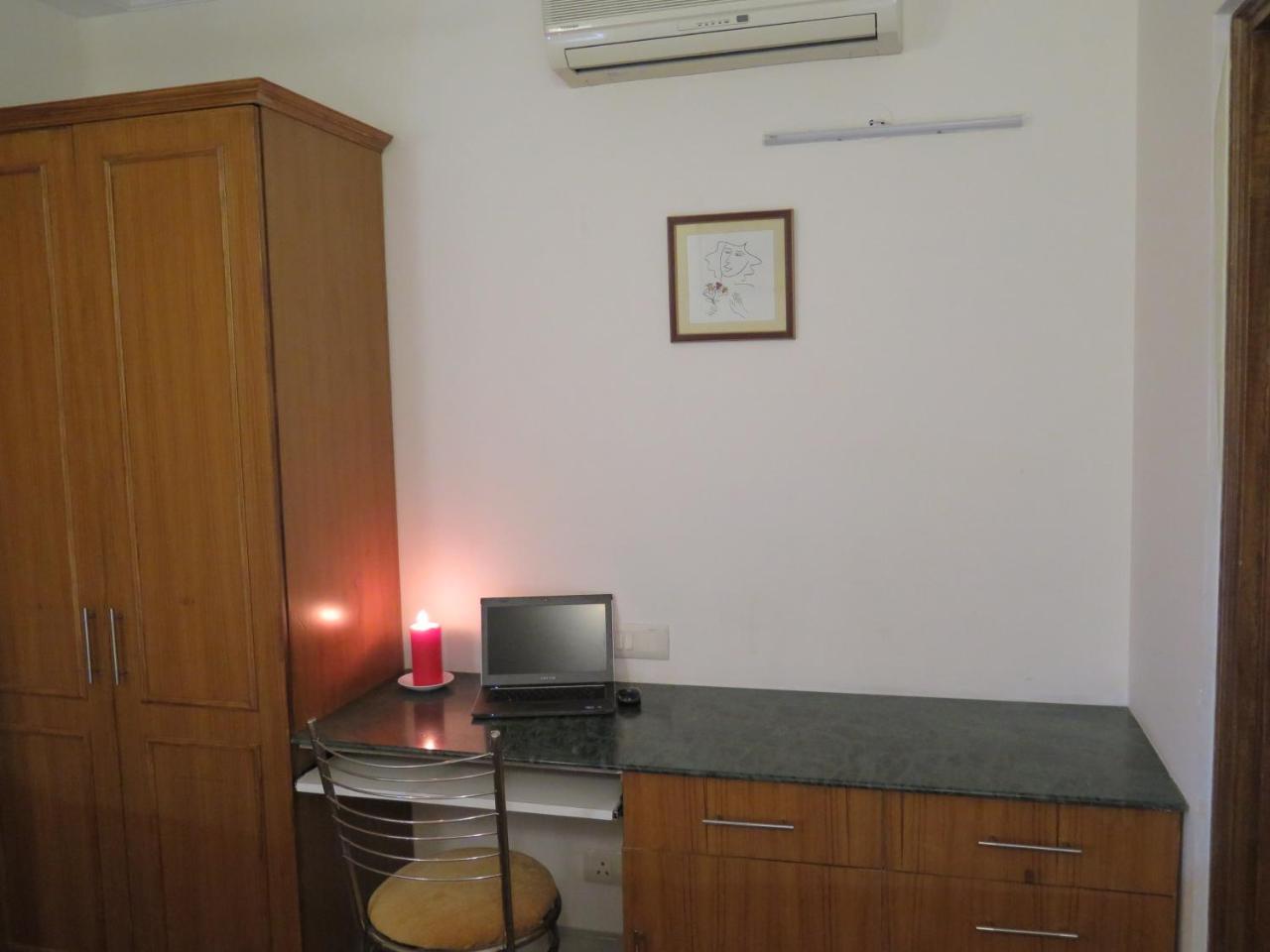Kesar D Hotel