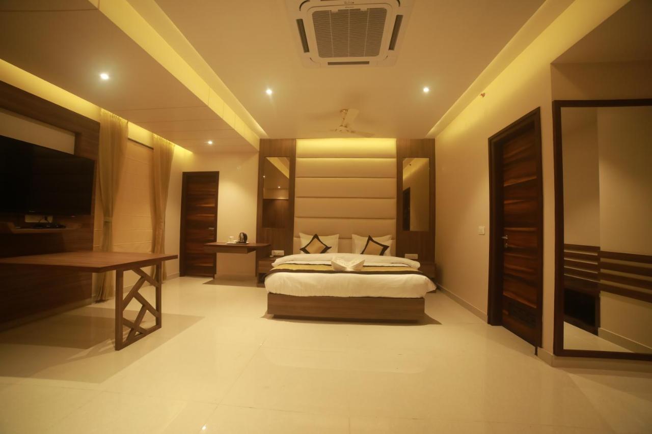 Le Grande Hotel
