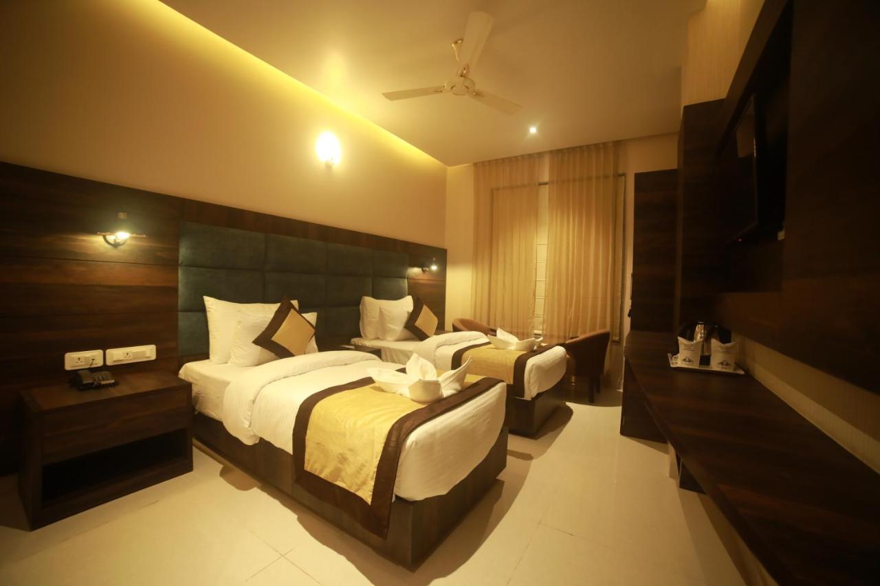 Hotel Le Grande Jaipur
