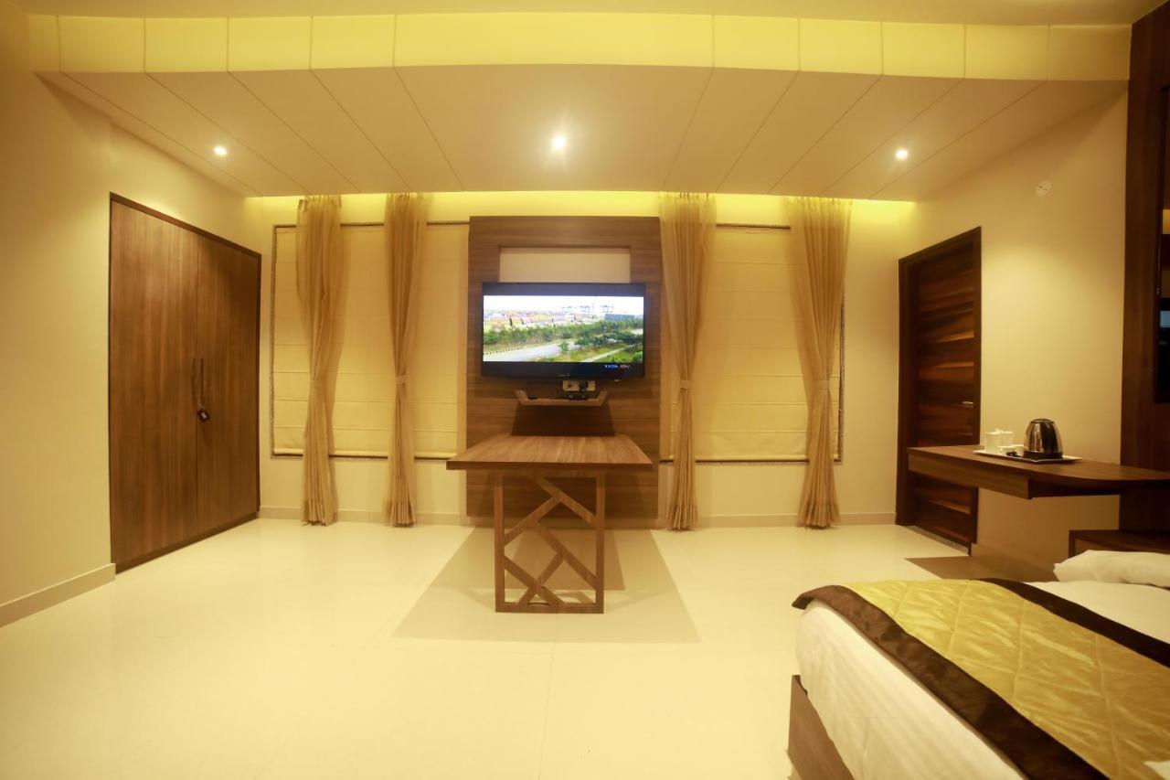 Le Grande Hotel Jaipur