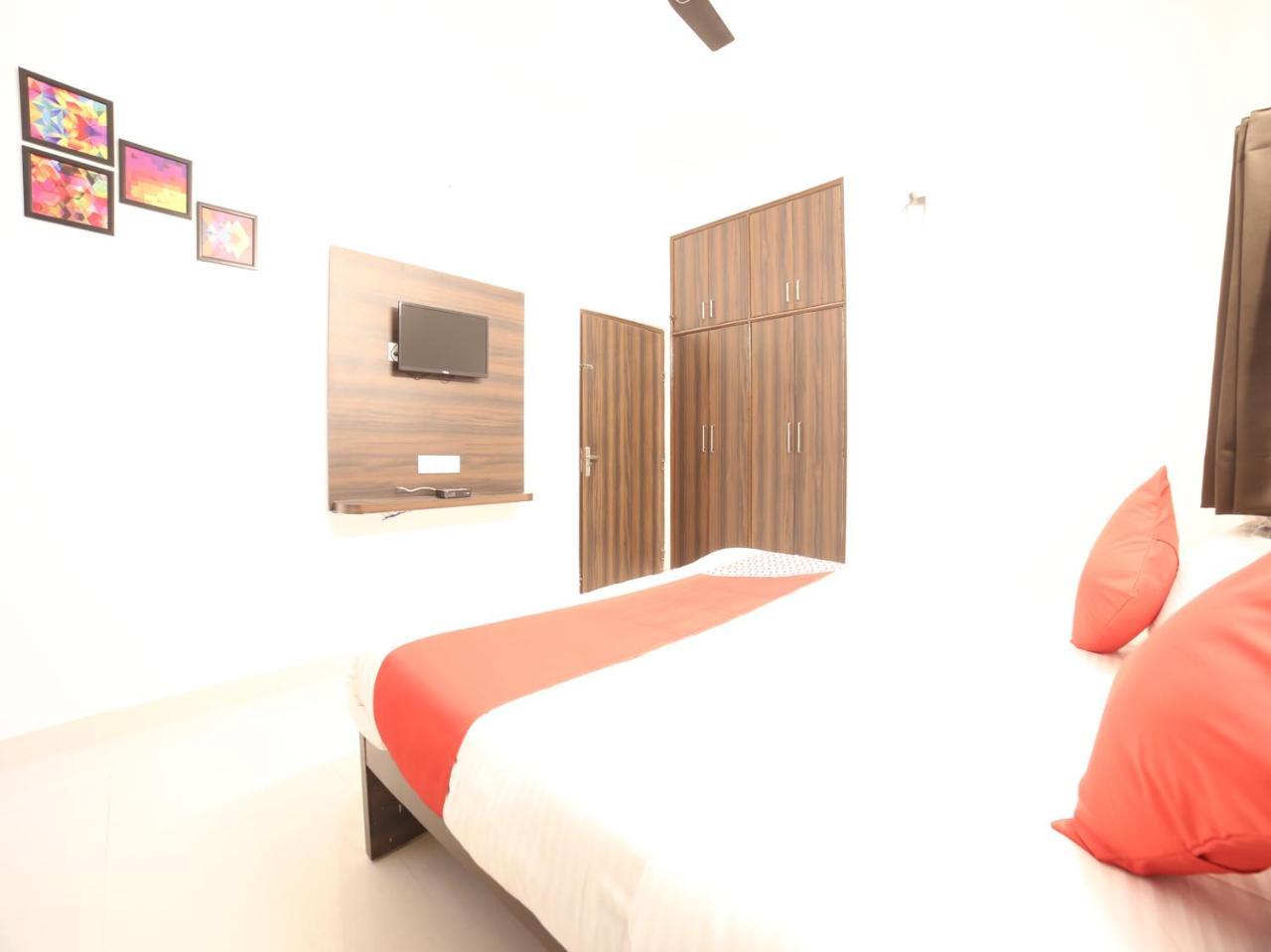Flagship Crossroads 3* Jaipur