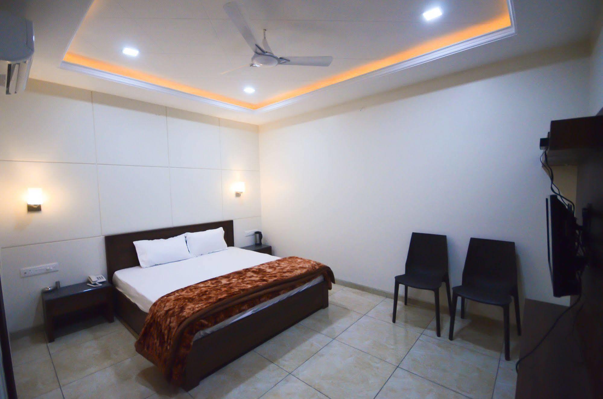 Hotel Sunday Jaipur