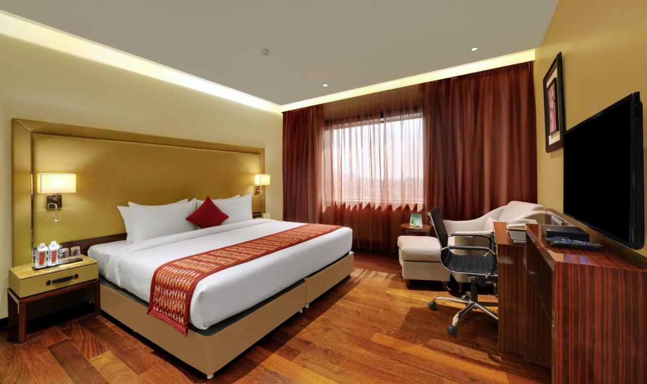The Fern Residency, Hotel