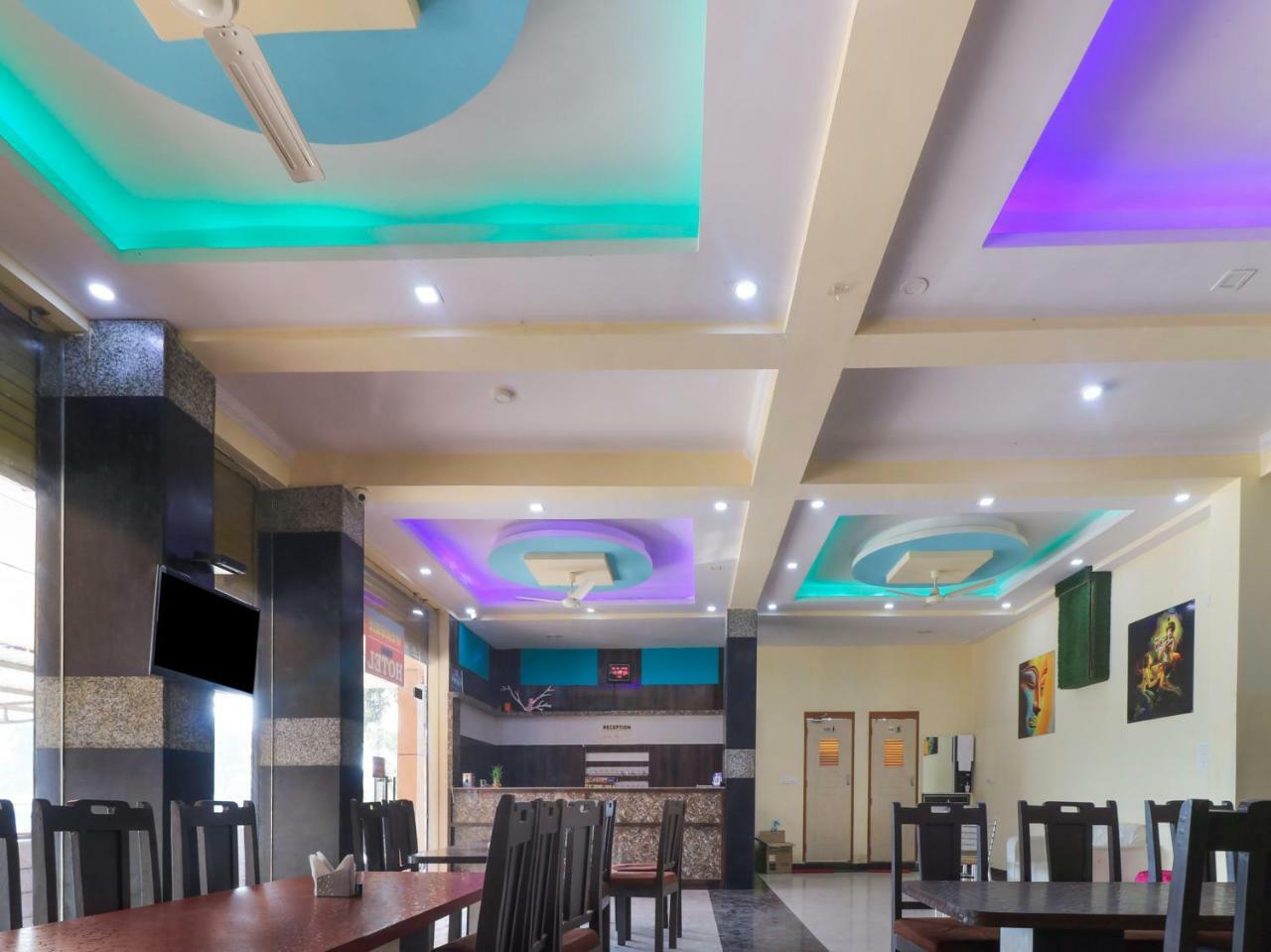 Hotel Oyo 24575 Prabhu 3*