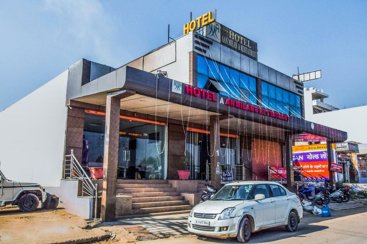 Hotel Oyo 23995 Aan Milan