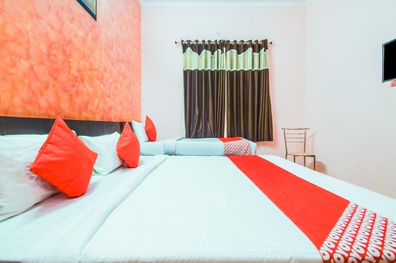 Hotel Oyo 23995 Aan Milan