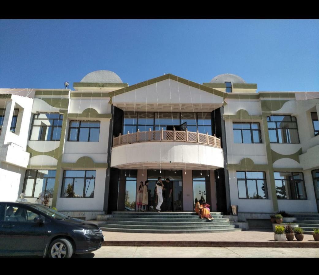 Mauj Mahal
