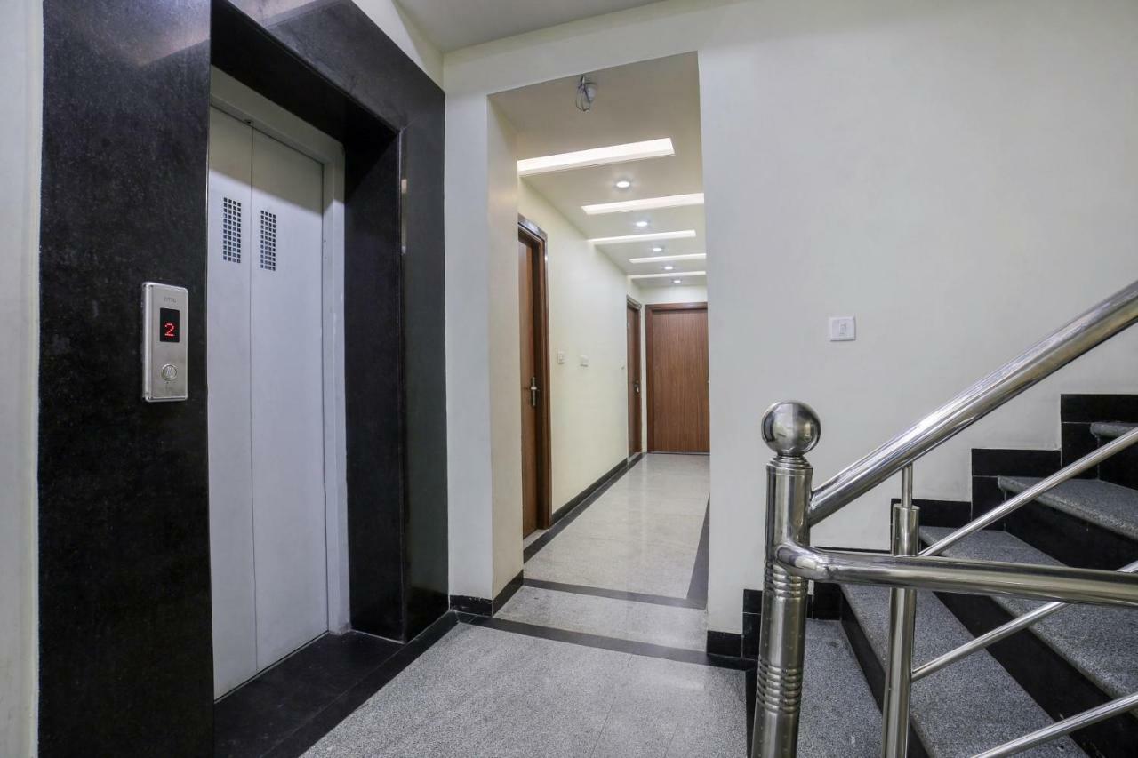Oyo 16536 Vasko Hotel 3*