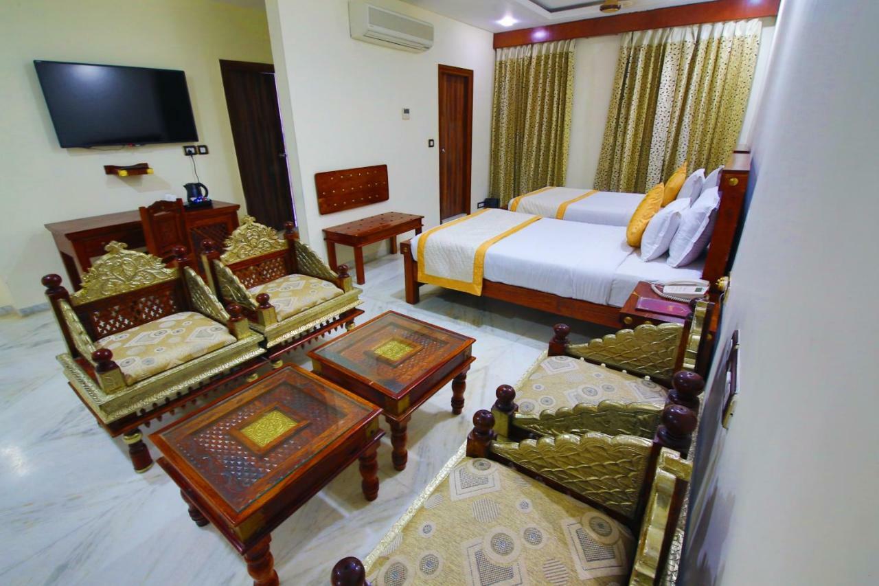 The Jal Mahal 4*