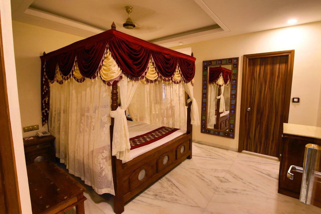 The Jal Mahal Hotel Jaipur