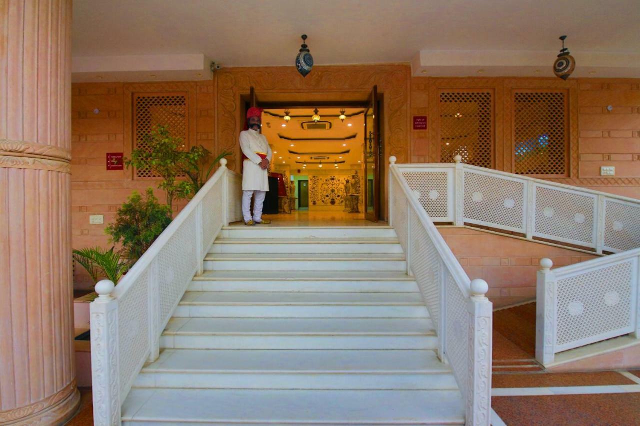The Jal Mahal 4* Jaipur