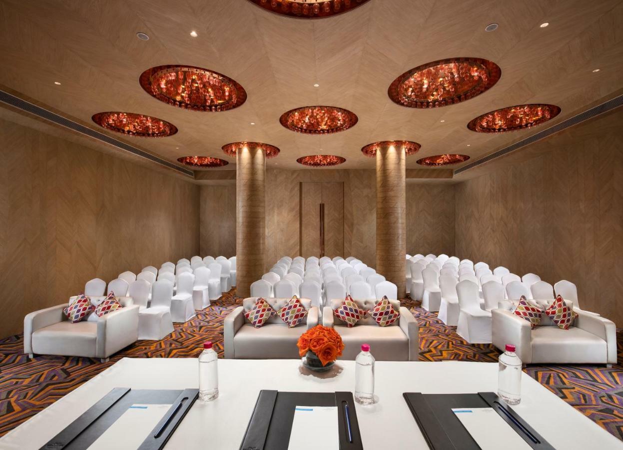 Sarovar Premiere Hotel